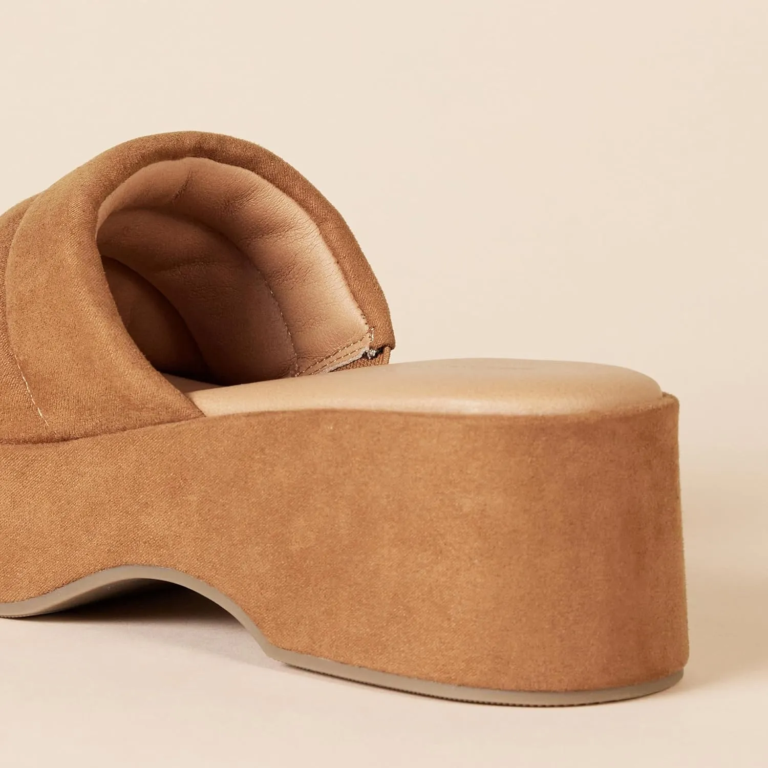 Amazon Essentials Women's Platform Slide On Sandal