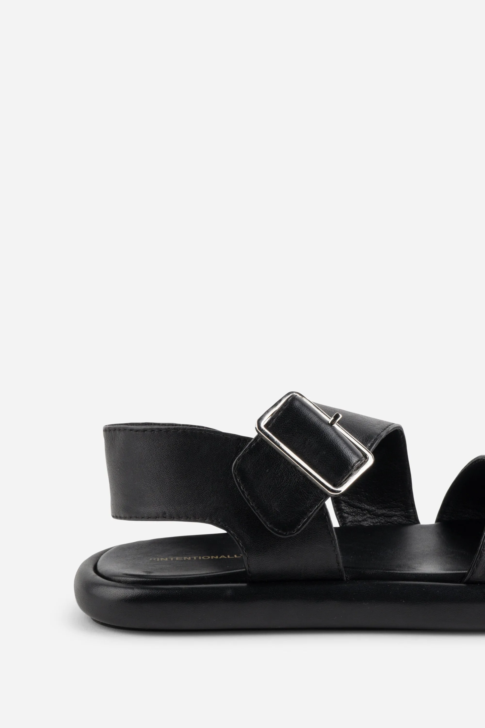 ANDREA LEATHER FLAT SANDAL