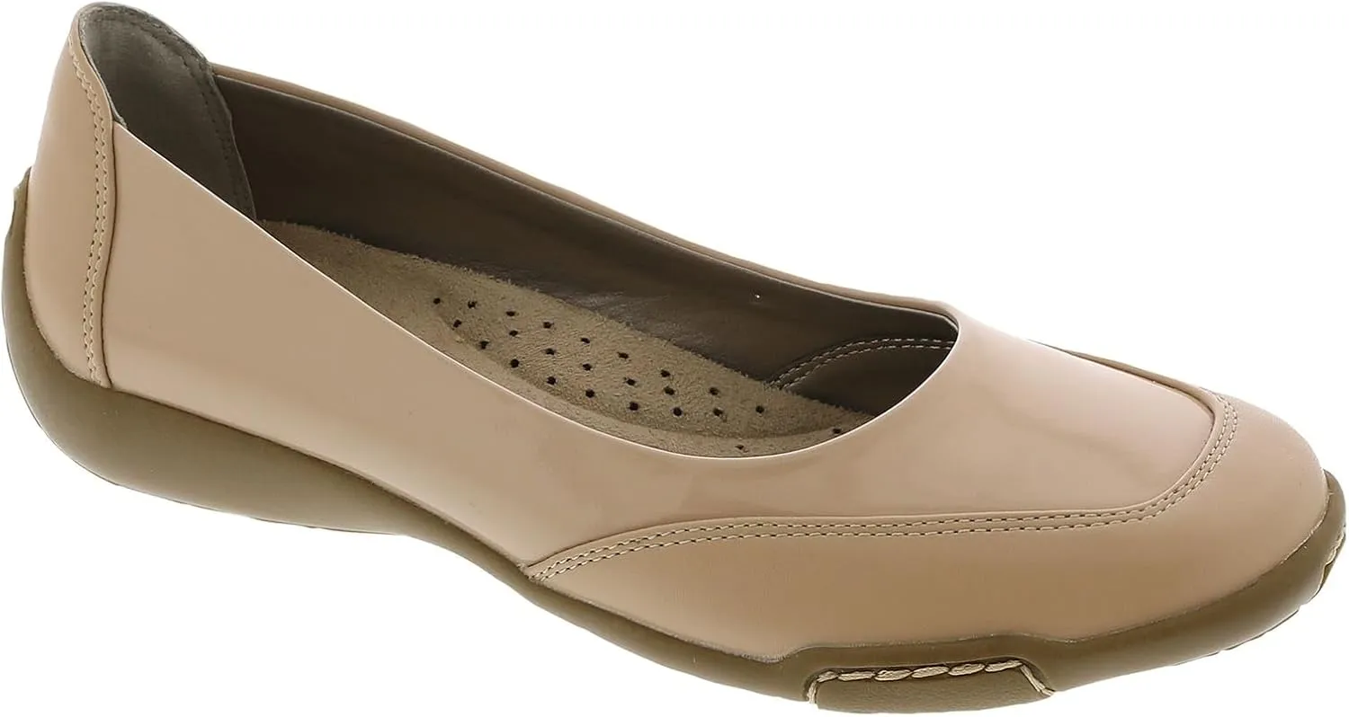 ARRAY Women's Cascade Two-Tone Comfort Flat with Rubber Sole