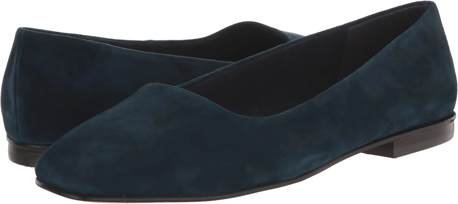 Bella Vita Women's Kimiko Ballet Flat