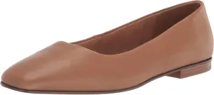 Bella Vita Women's Kimiko Ballet Flat