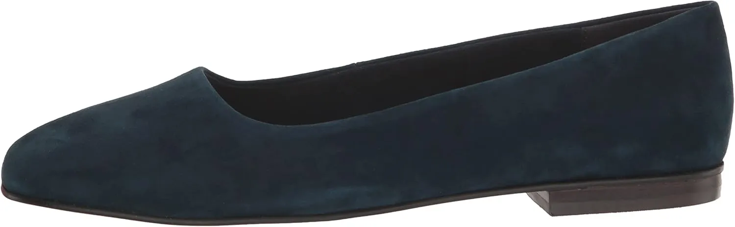 Bella Vita Women's Kimiko Ballet Flat