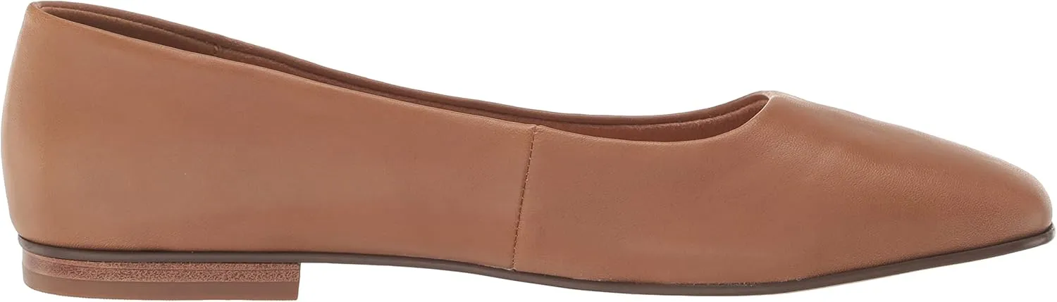 Bella Vita Women's Kimiko Ballet Flat