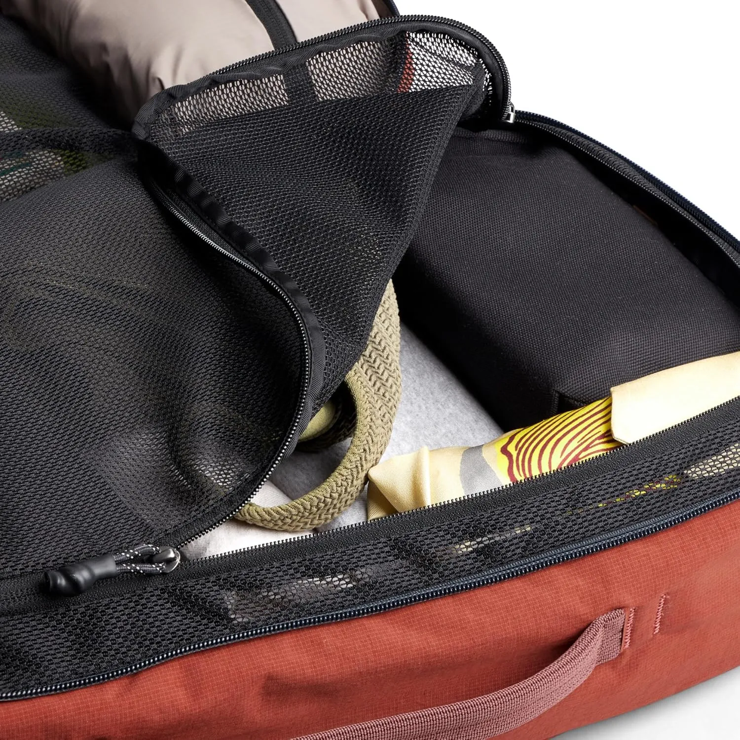 Bellroy Lite Travel Pack 30L (carry-on backpack, travel pack with laptop pocket, interior packing cells and tuck-away straps) - Clay