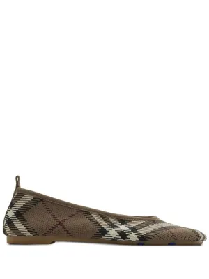 Burberry Women's Flat Shoes