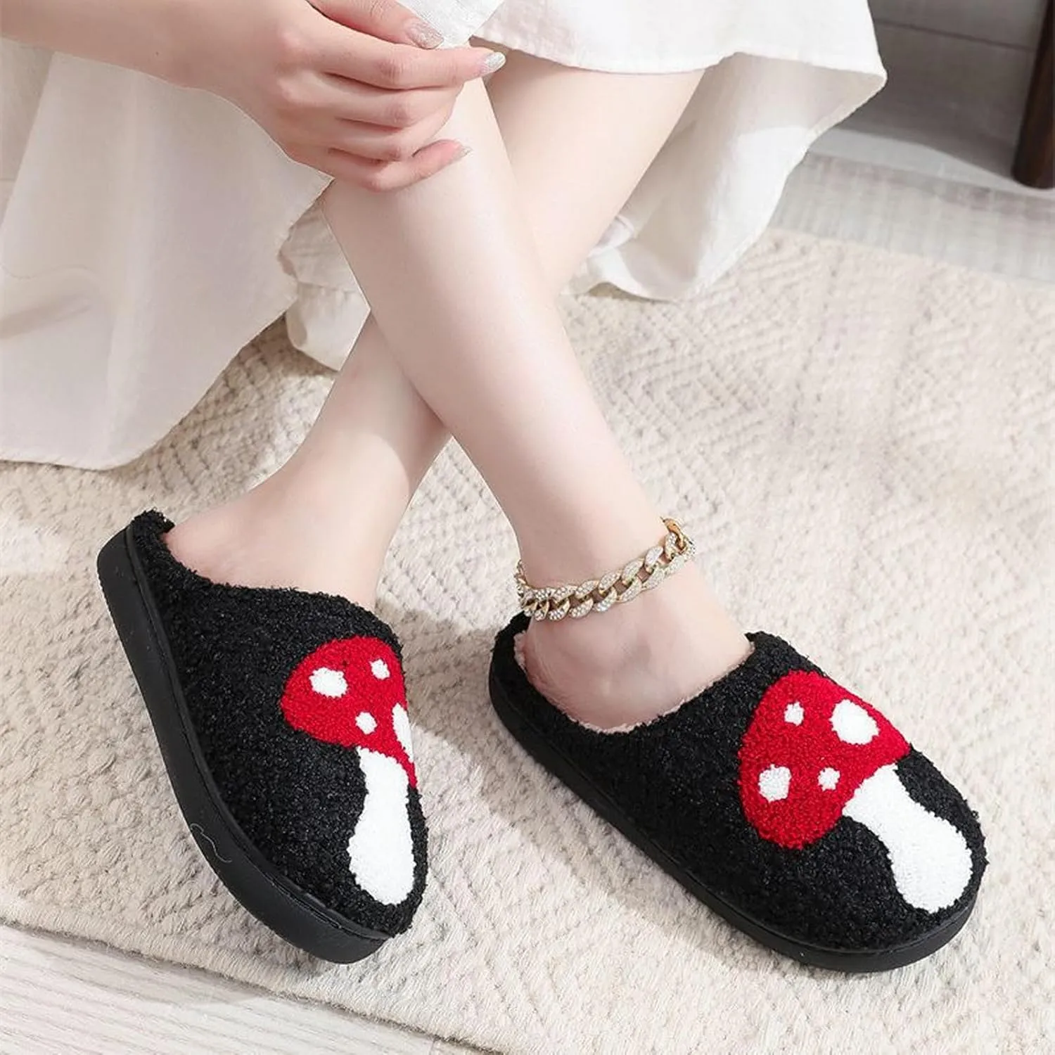 Christmas Slippers Reindeer Slippers for Women and Men Holiday Halloween Slippers Indoor Bedroom Fluffy Warm Fleece Slippers Winter Soft Cozy Home Non-Slip Soft Plush Slip-on Wool Lined House Shoes