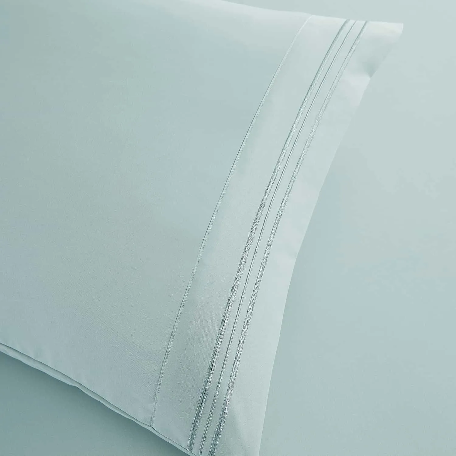 Clara Clark Bed Linen Set, 6 Piece - Microfiber Short Queen Sheets for RV, Aqua Light Blue