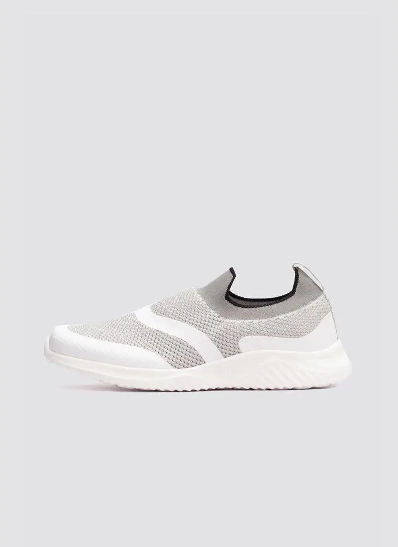 Cosmos Sneaker