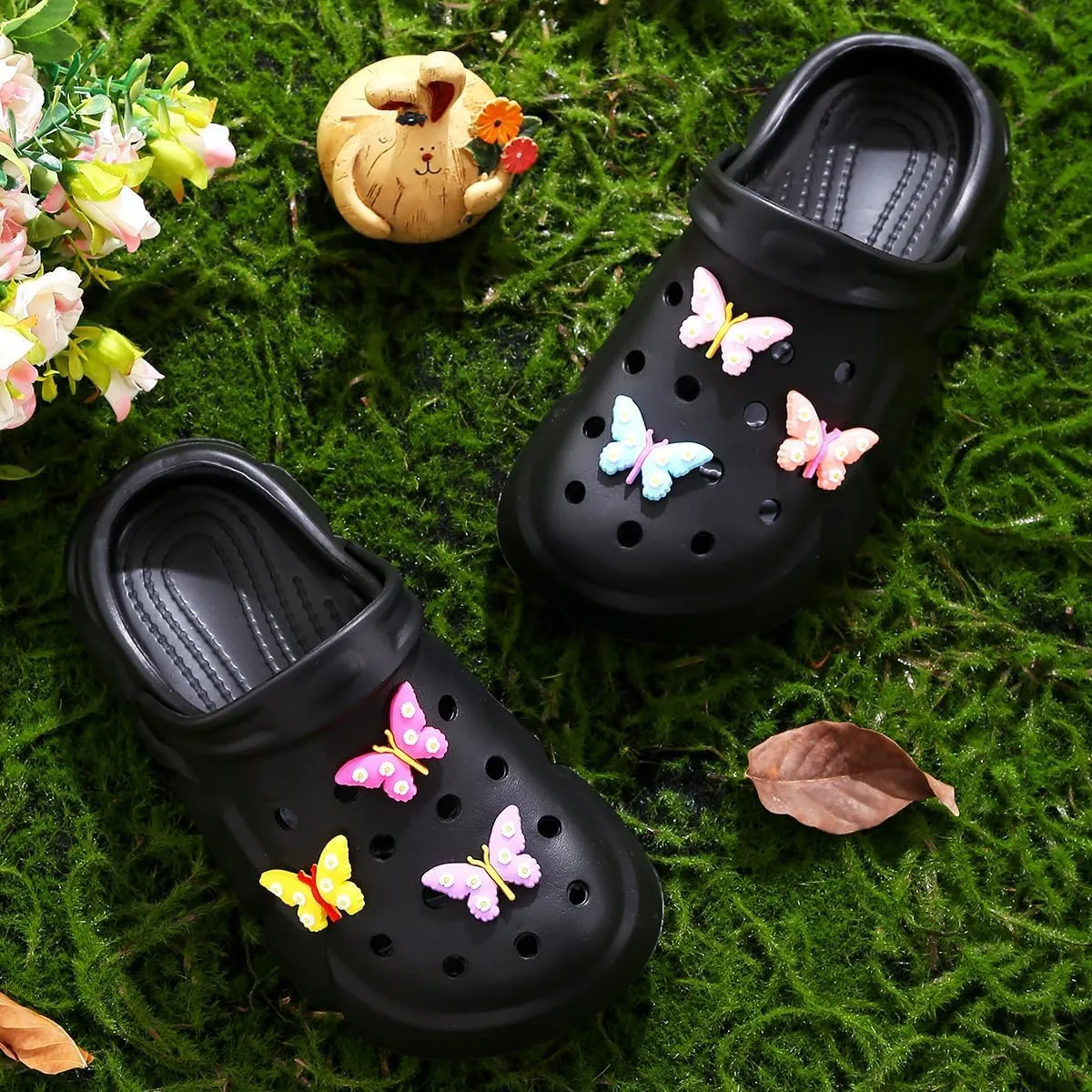 Cute Butterfly-Themed Lightweight Girls' Clogs, Platform Soft Sole Closed Toe EVA Home Garden Clog Shoes, Two-Way Wear Breathable Beach Clogs, Trendy Non-Slip Slip-On Sandals