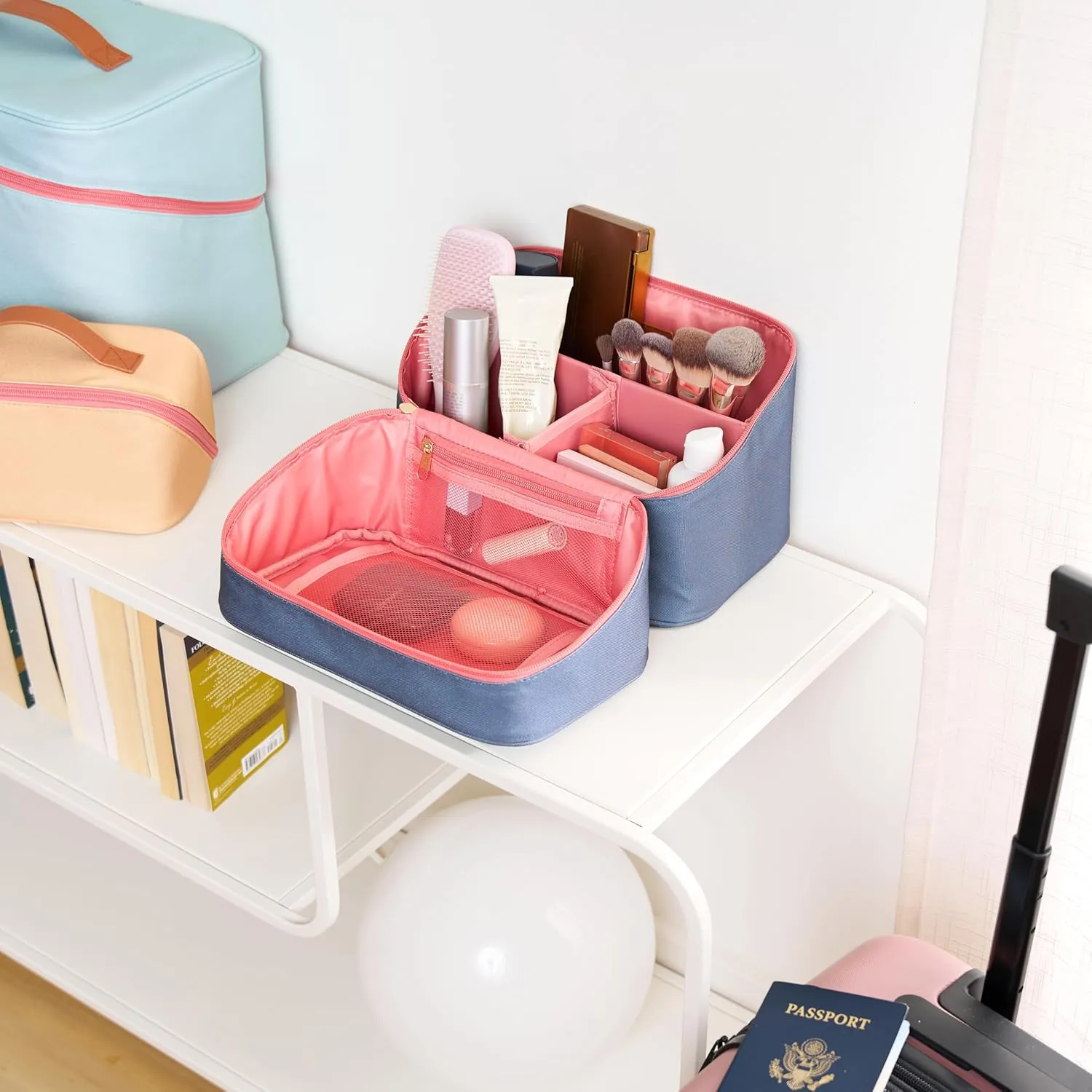 Erin Condren Medium Organizer Case, Stylish Sapphire Multi-Purpose Travel Case, Removable Dividers and Sturdy Vegan Leather Handle, Carry Toiletries, Makeup, Jewelry and More