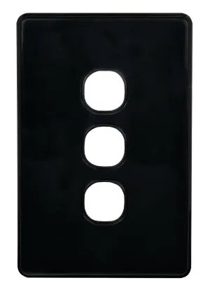 Flat Cat Slimline 3 Gang Grid And Plate Assembly