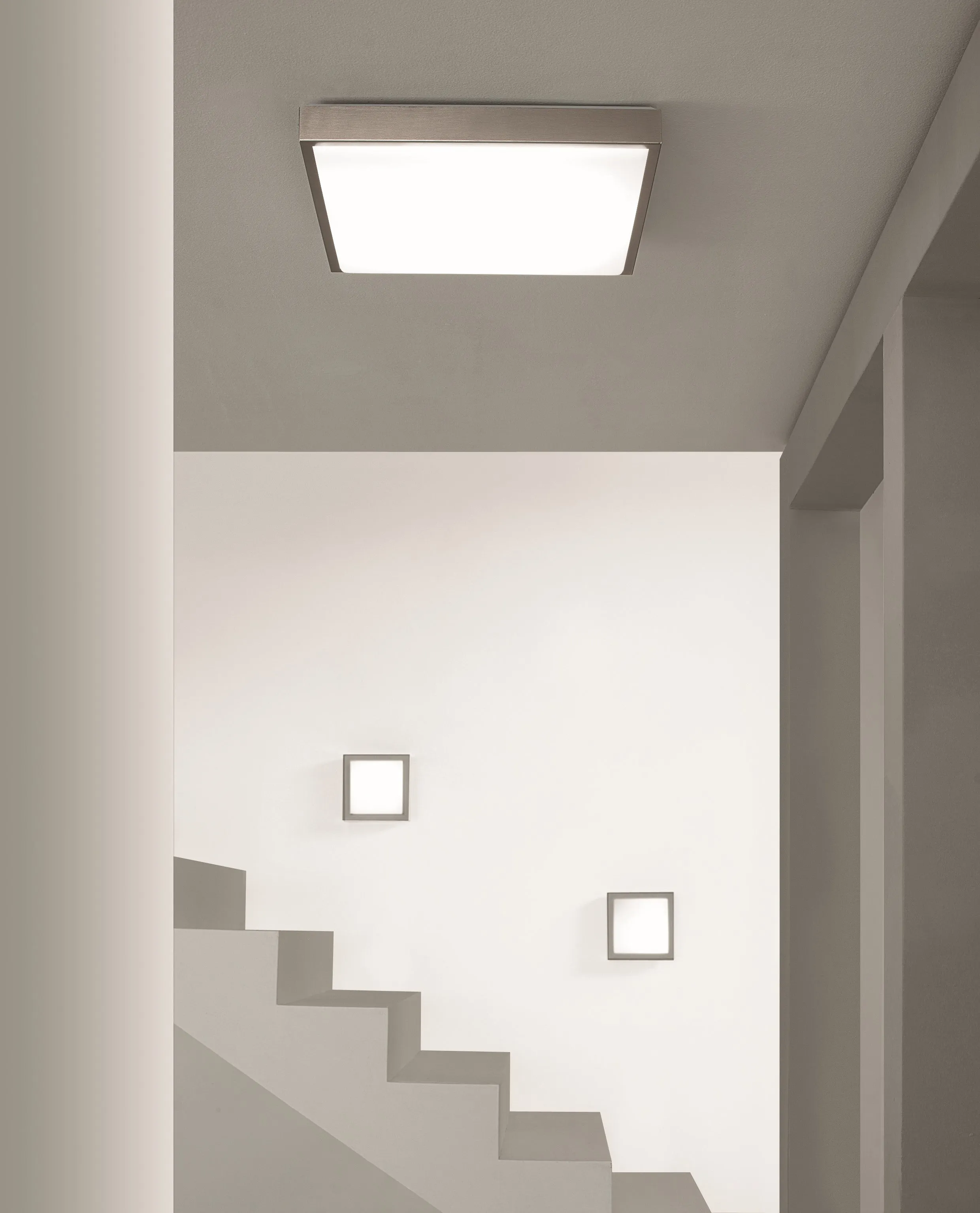 Flat Q - Ceiling Light