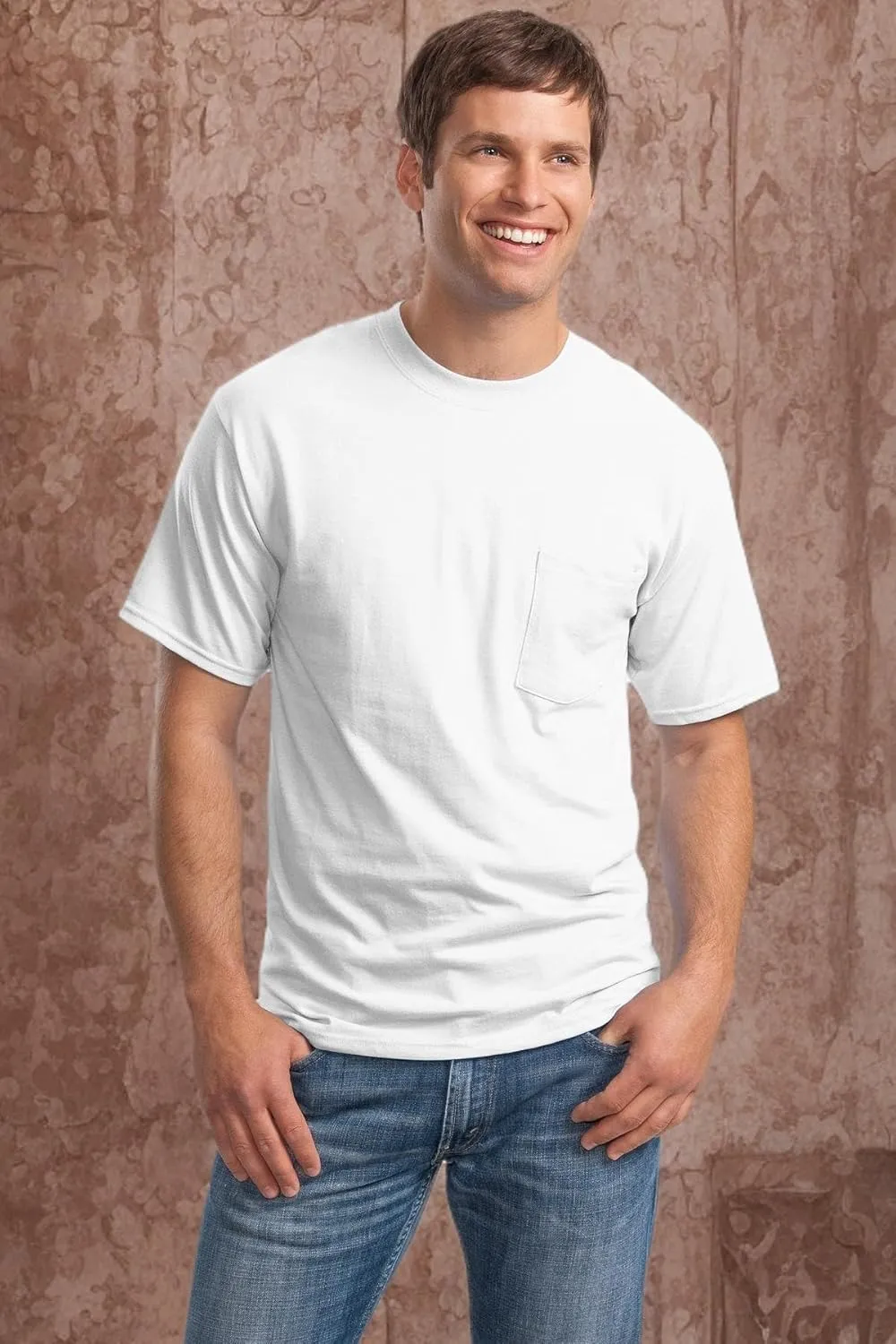Hanes Men's Heavyweight Pocket T-Shirt, Beefy-T Full-Cut Cotton Pocket Tee for Men, Crewneck T-Shirt For Men, 1 or 2 Pack