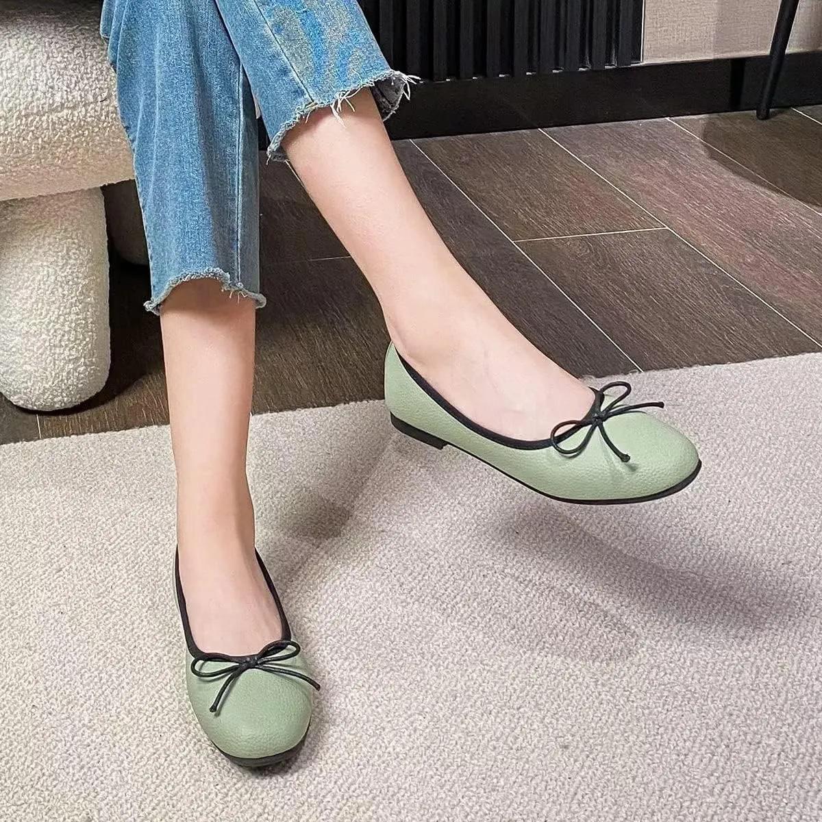 Hee grand Women Square Toe Cute Bow-Knot Ballet Shoes Solid Slip-On Flats Comfort Work Shoes Light Weight Loafers