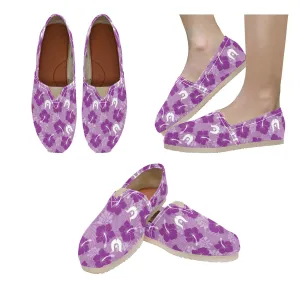 Hibiscus flowers with Dhari (Royal purple) on Men's Classic Canvas Slip-On Shoes