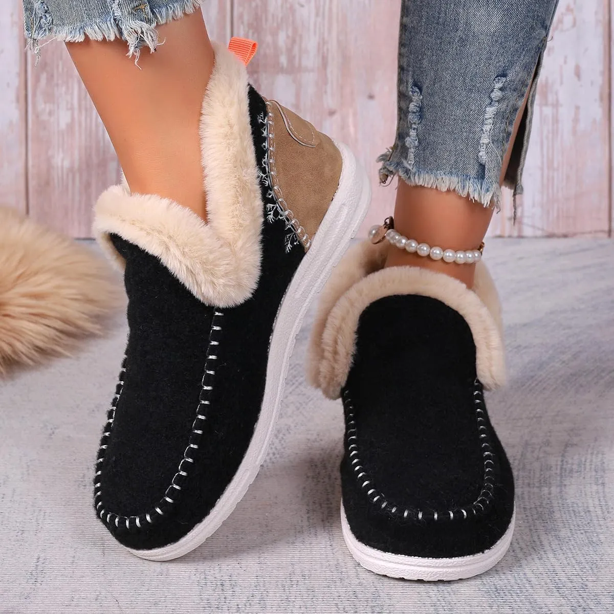 HUIQINGLI Women's Winter Plush Lined Flat Shoes, Comfy Orthopedic Arch Support Shoes, Embroidered Patchwork Slip-On Warm Snow Booties