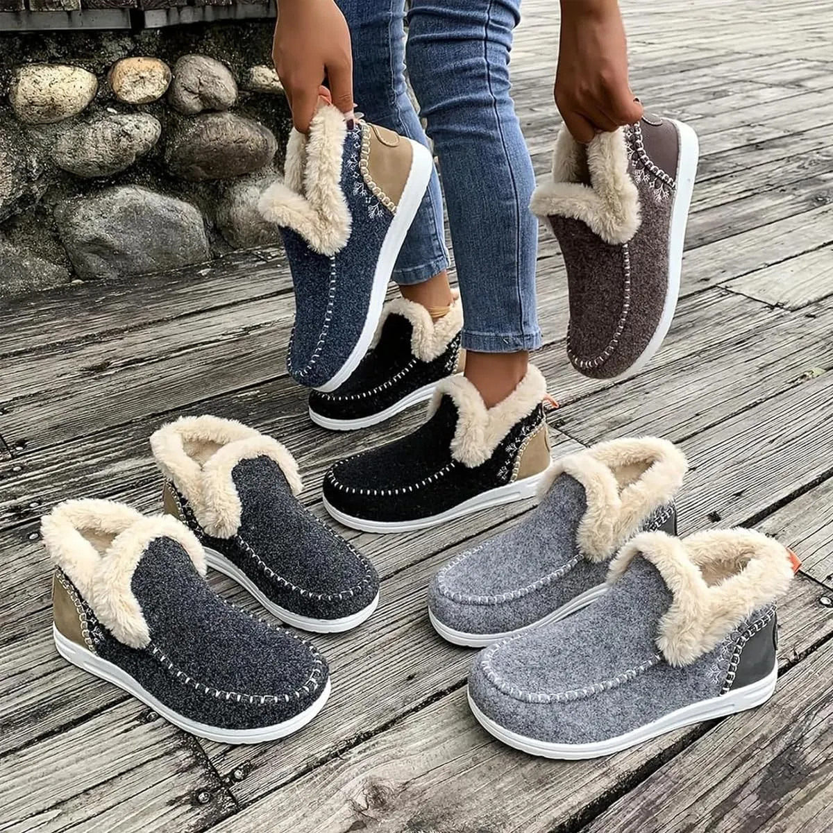 HUIQINGLI Women's Winter Plush Lined Flat Shoes, Comfy Orthopedic Arch Support Shoes, Embroidered Patchwork Slip-On Warm Snow Booties