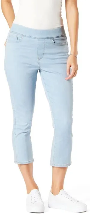 Levi Strauss Signature Gold Women's Totally Shaping Pull on Capri (Available in Plus Size)