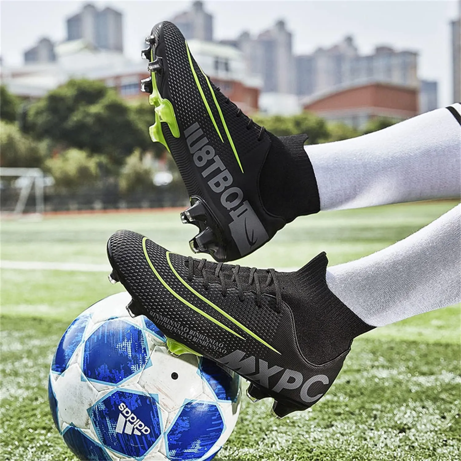 MDPCX Competitive Unisex Soccer Shoes Men Women Indoor Outdoor Football Boots Athletic Turf Mundial Team Cleat Running Sports Lightweight Breathable Anti-Skid Damping Shoes