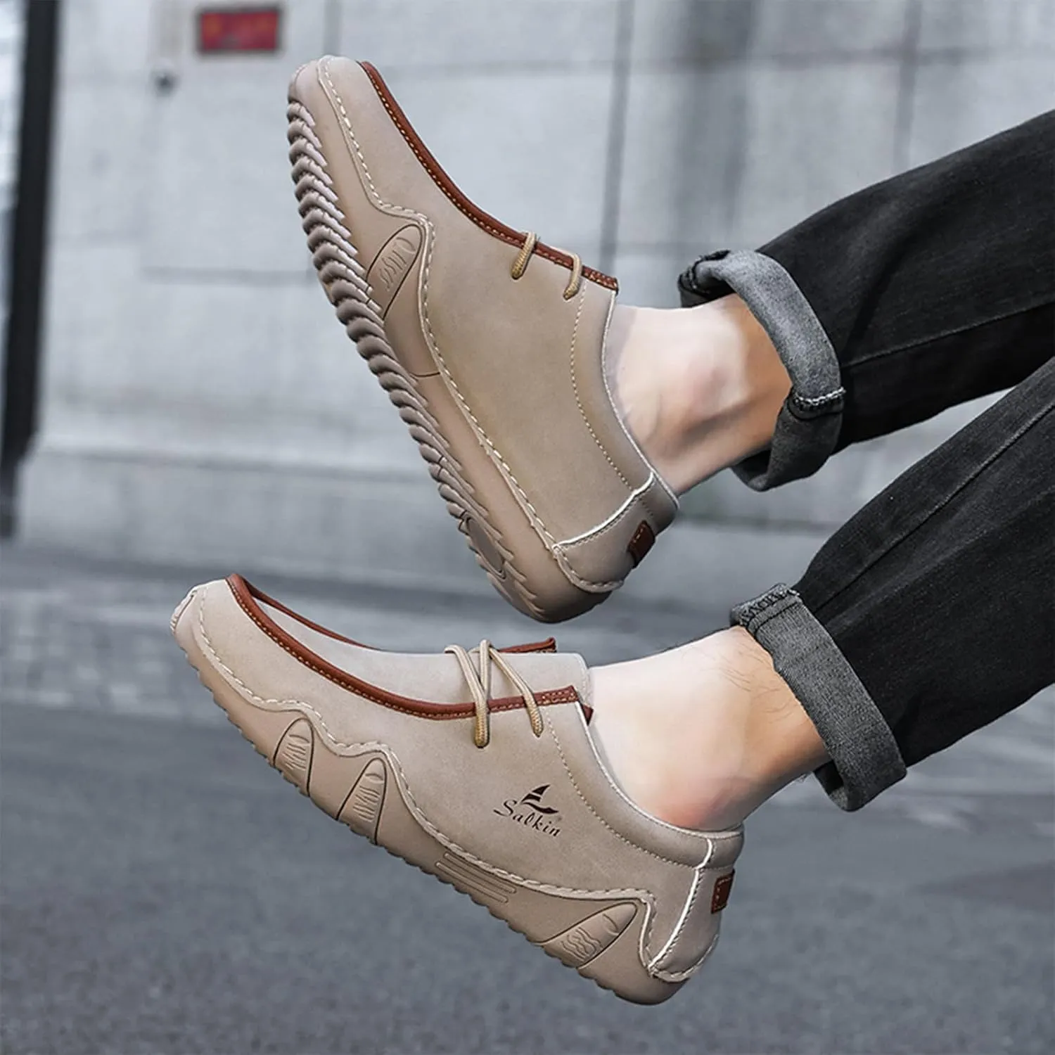Men's Leather Slip On Casual Low Loafers Lightweight Non-Slip Flat Driving Walking Shoes Soft Moccasin Shoes