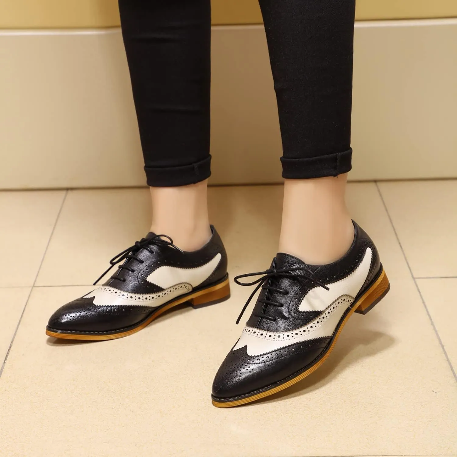 Mona flying Women's Perforated Oxfords Wingtip Brogue Lace up Leather Flat Office Work Shoes for Ladies
