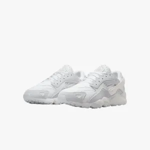 Nike Womens Air Hurache Sneaker White