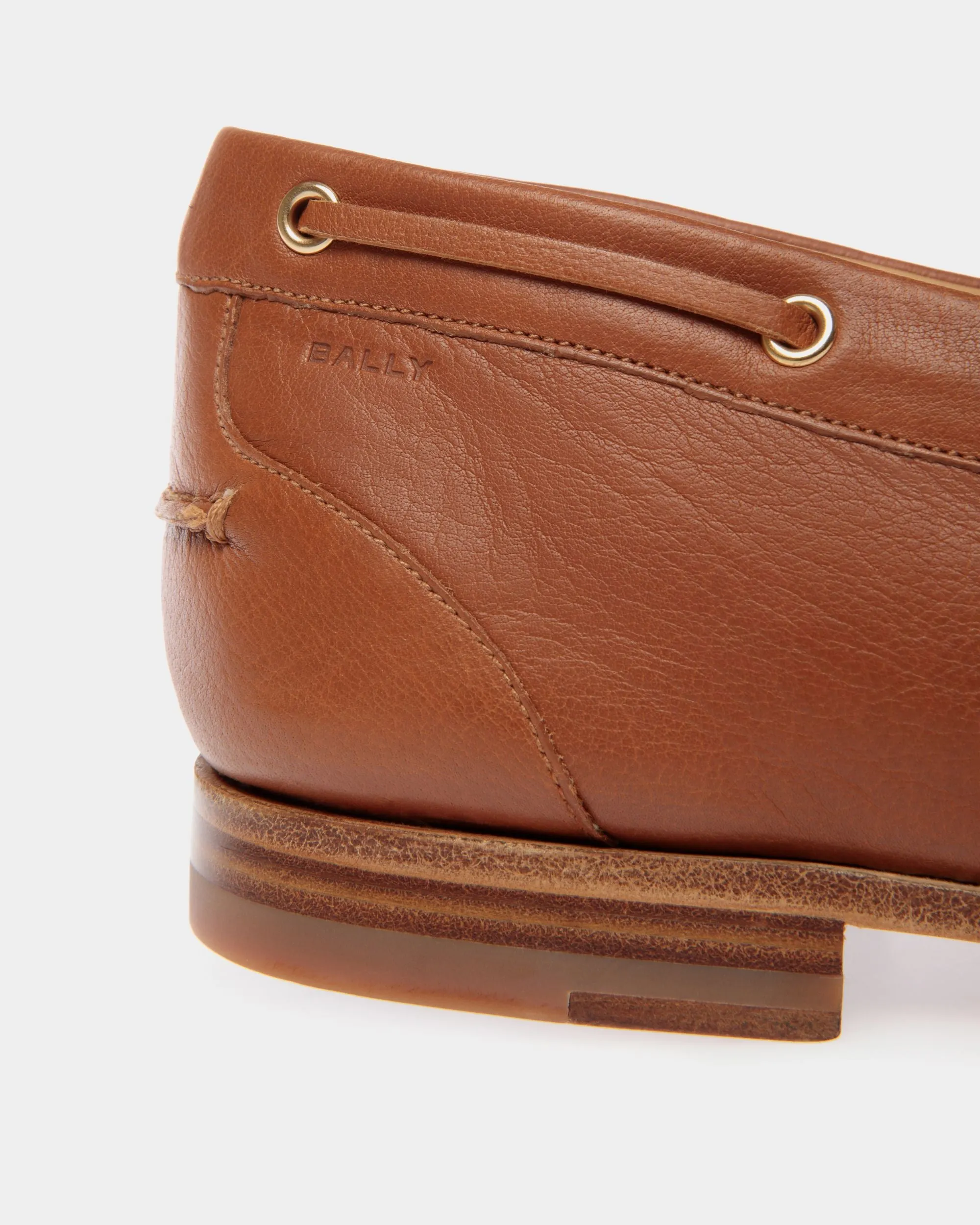 Plume Loafer in Brown Leather
