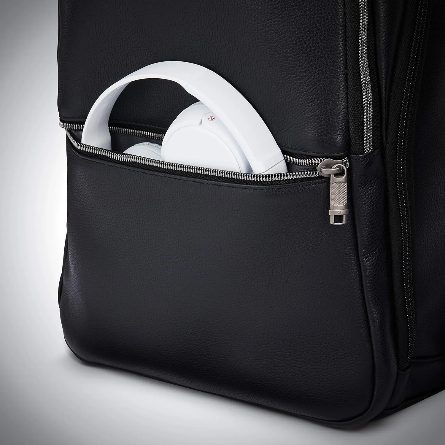 Samsonite Classic Leather Slim Backpack, Black, One Size