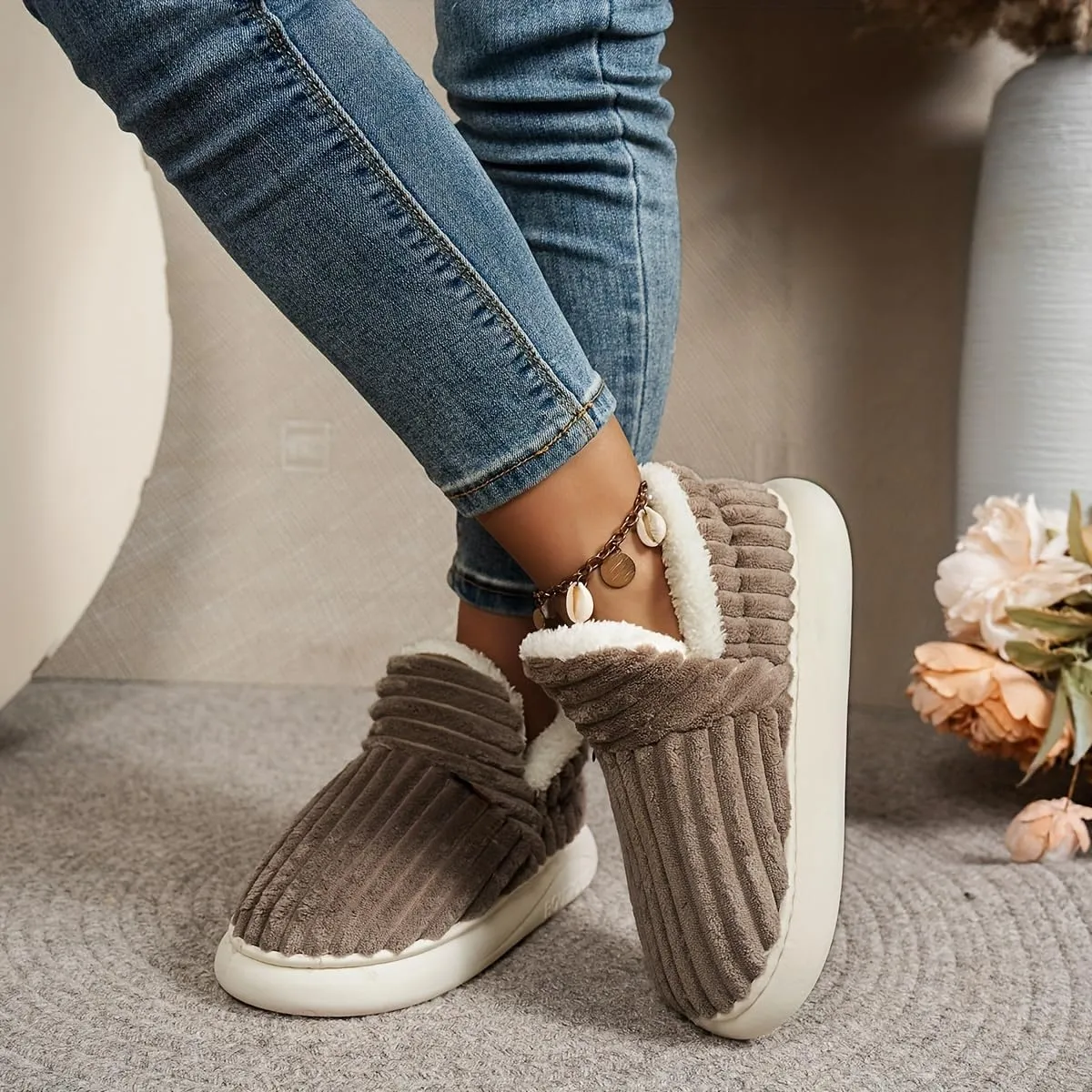 Super Soft Thermal Winter Slippers, Cozy & Warm Plush Floor Slippers, Slip On Flatform House Shoes