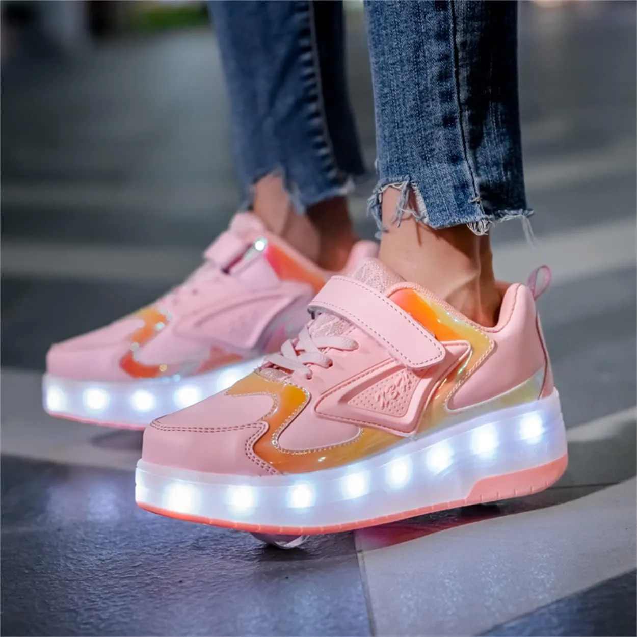Unisex Roller Shoes Kids Sparkling Wheels Shoes Girls Light up Roller Skates Sneakers Boys Rechargeable Flashing Sneakers for Gift