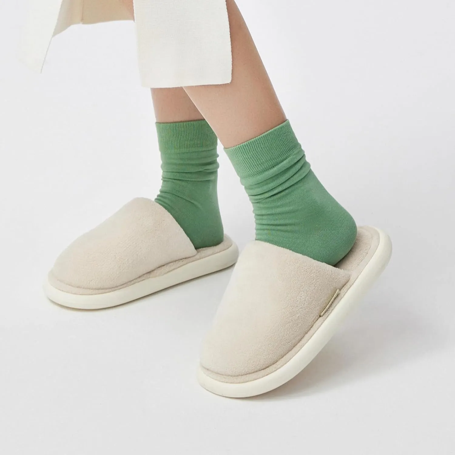 utune Slippers for Women House Slippers Winter Fuzzy Slippers Indoor Cozy Slippers Slip On Slippers for Men