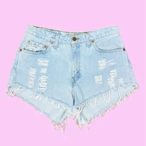 Very Light High Waisted Vintage Cut Off Distressed 560 Levis Size 11