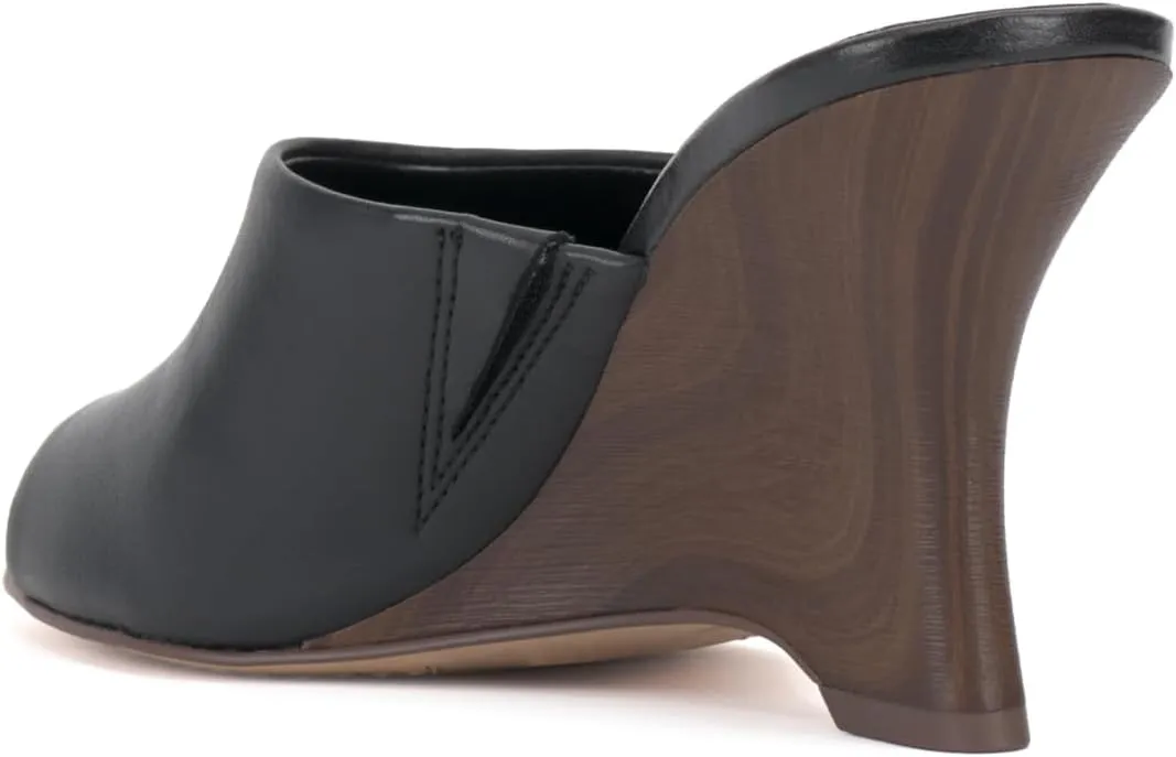 Vince Camuto Women's Vilty Wedge Sandal