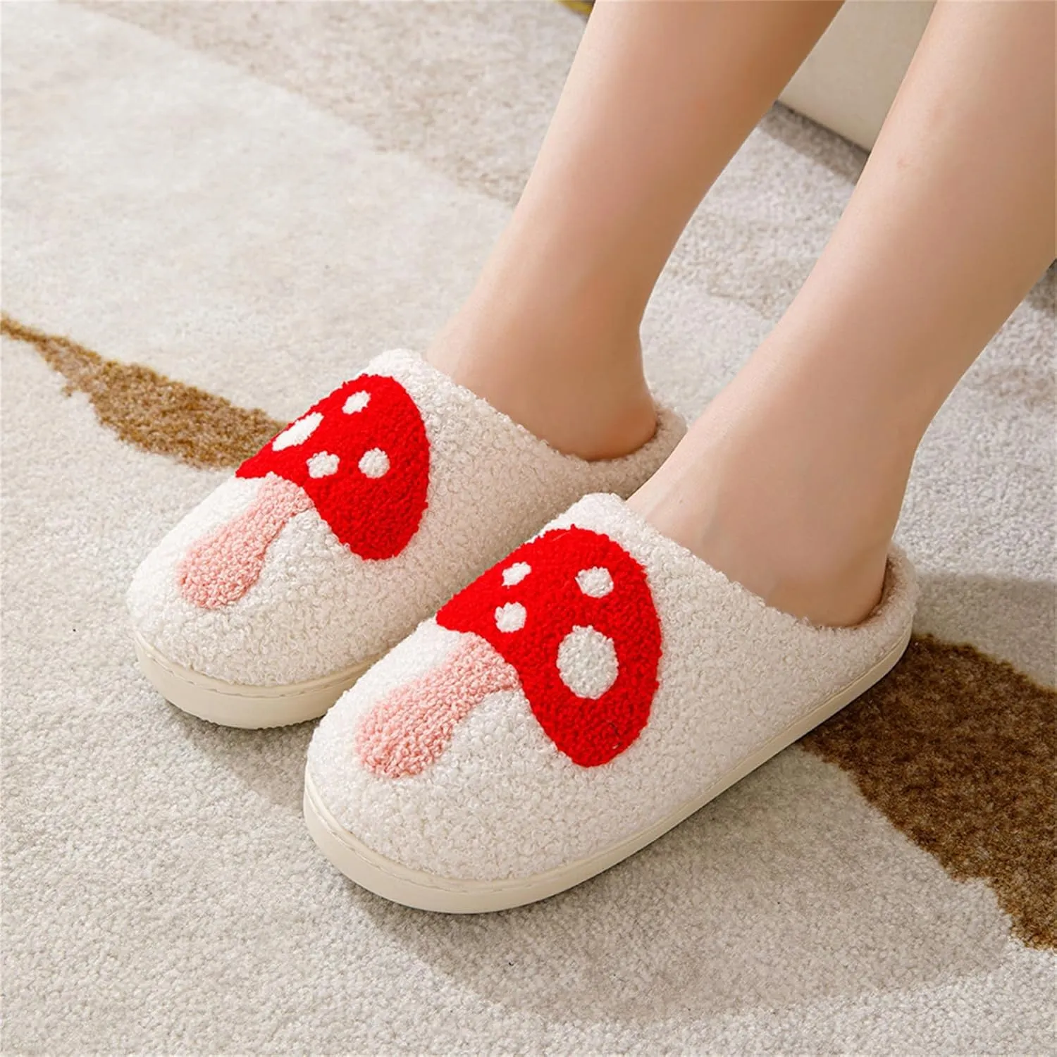 Women Slippers Cute House Slippers Strawberry Slippers Comfy Soft Bedroom Shoes Warm Fuzzy Slip-On Slippers Indoor Non-slip Plush Bedroom Slippers, E-24TX001