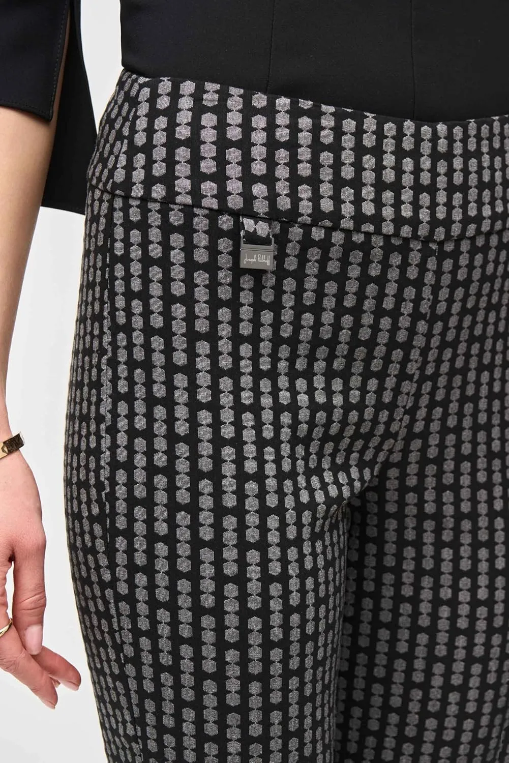 Women's Jacquard Dot Slim Fit Pull-On Pants