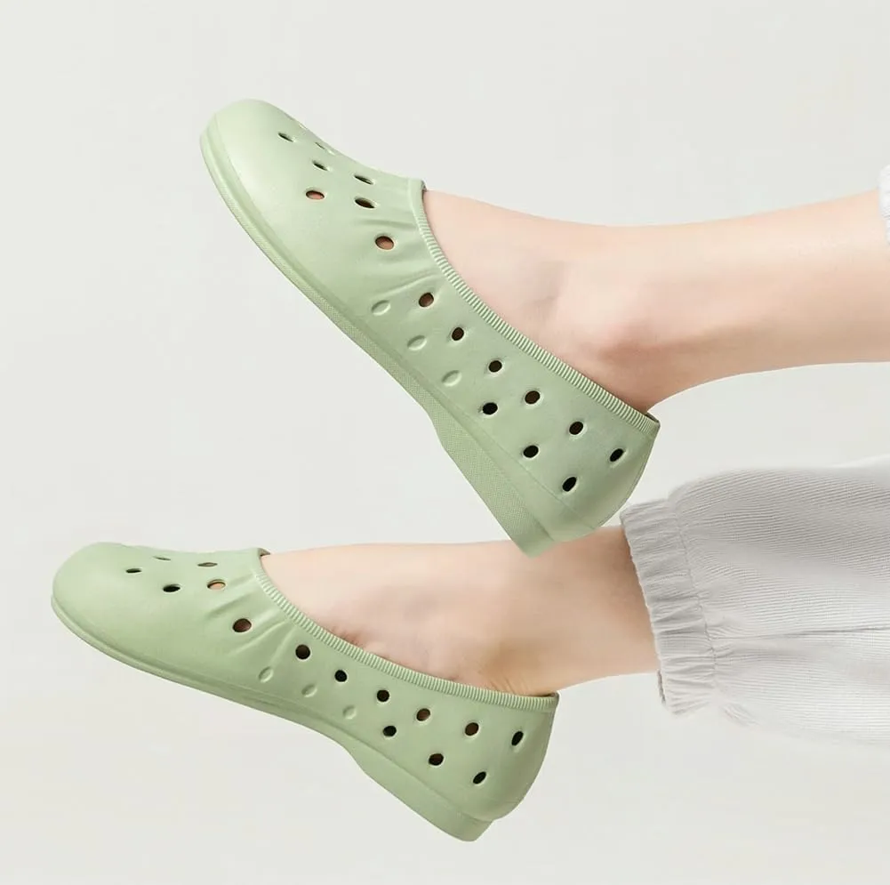 Women's Jelly Sandals Slip On Flats Lightweight Breathable Non-Slip Garden Shoes Comfort Soft Hollow Out Loafers Outdoor Beach Slides