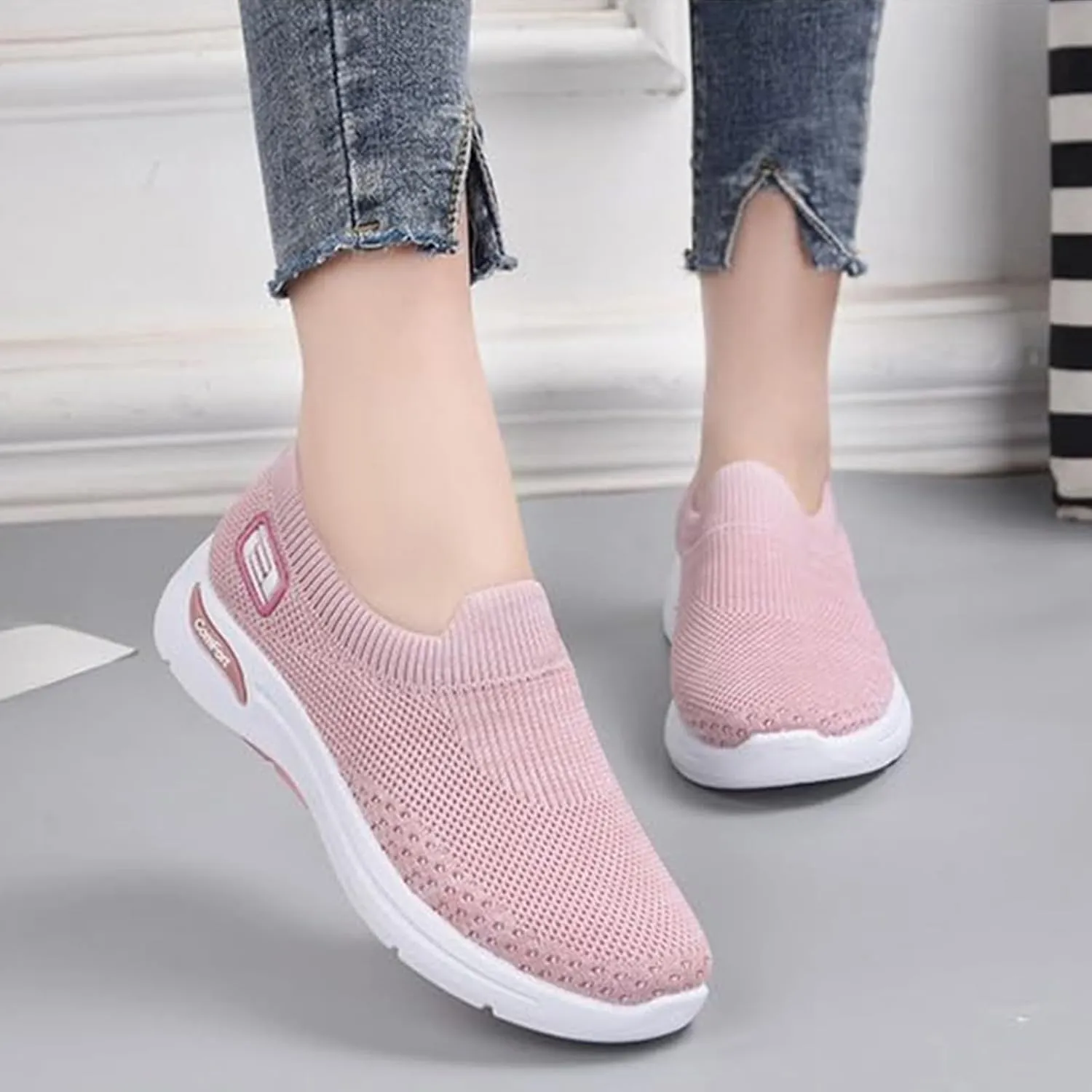 Womens Orthopedic Sneakers Slip On Arch Support Walking Shoes Comfortable Soft Sole Non Slip Low Top Tennis Shoes Mesh Breathable Lightweight Casual Sneakers