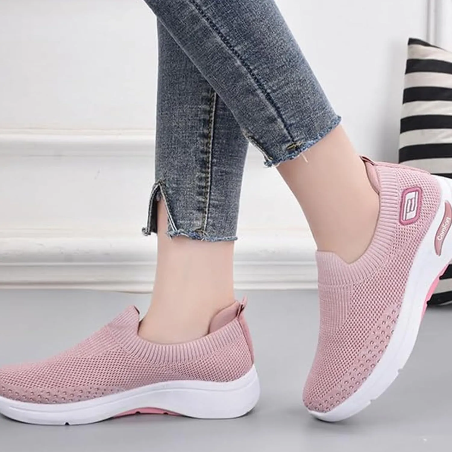 Womens Orthopedic Sneakers Slip On Arch Support Walking Shoes Comfortable Soft Sole Non Slip Low Top Tennis Shoes Mesh Breathable Lightweight Casual Sneakers