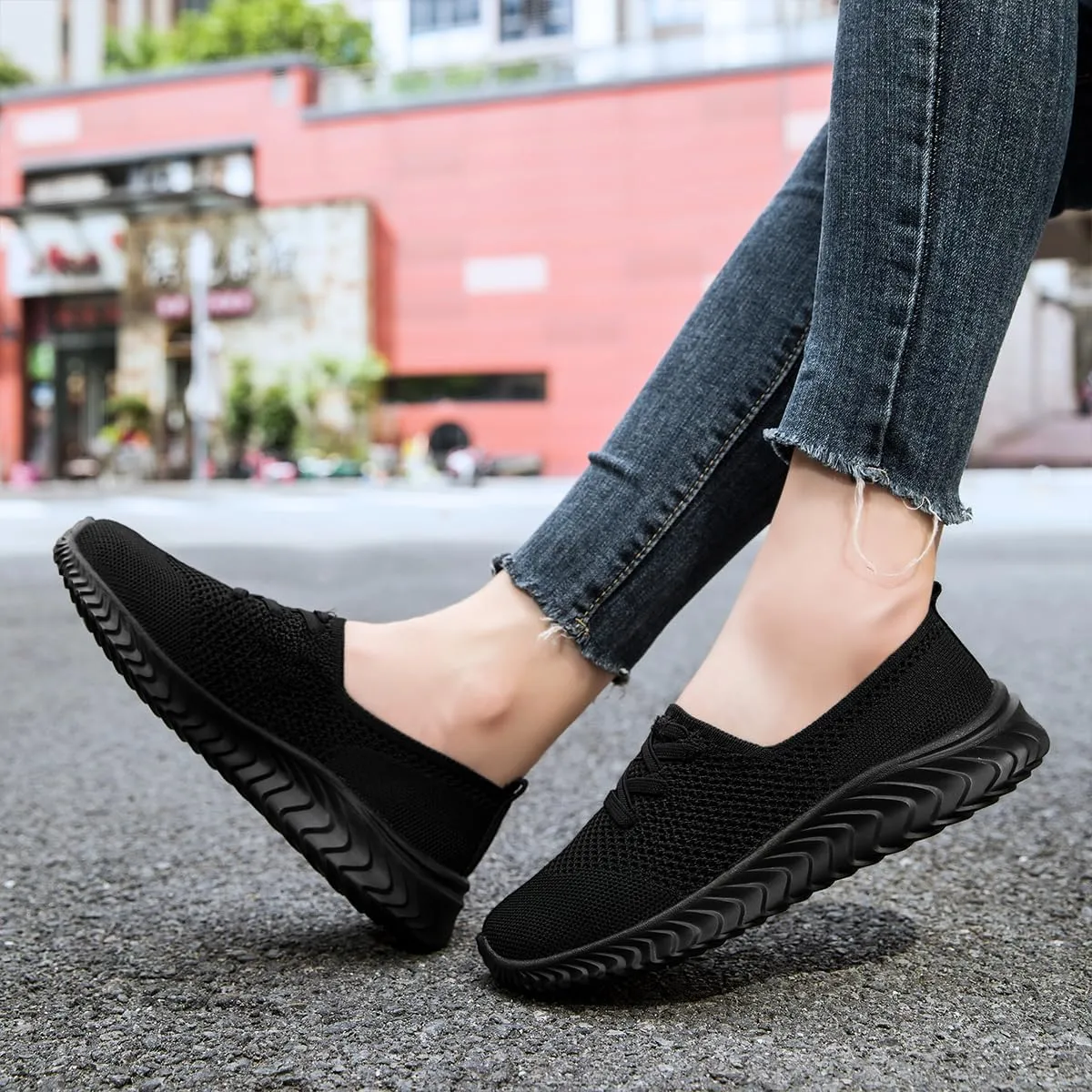Women's Slip on Tennis Shoes Walking Running Non Slip Sneakers Lightweight Breathable Casual Fashion Comfortable Athletic Gym Sports Sneakers